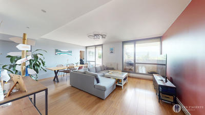 Appartement - 120 m² - 6 pièces