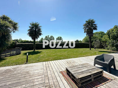 Maison - 135 m² - 6 pièces