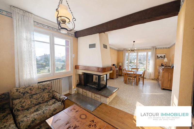 Maison - 80 m² - 4 pièces