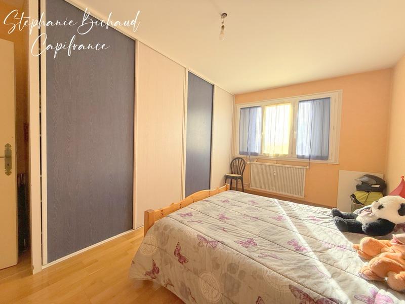 Appartement - 98 m² - 4 pièces