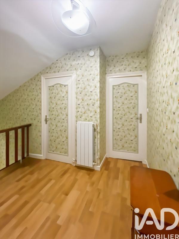 Maison - 180 m² - 7 pièces