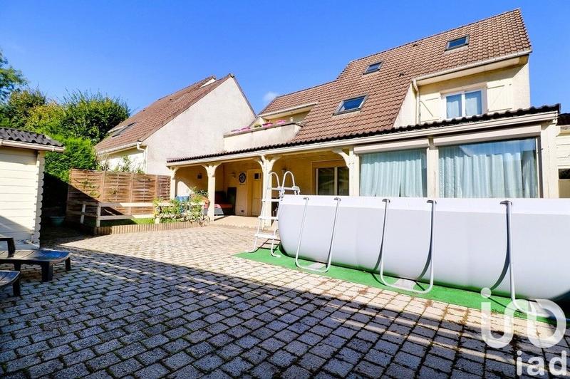 Maison - 142 m² - 7 pièces