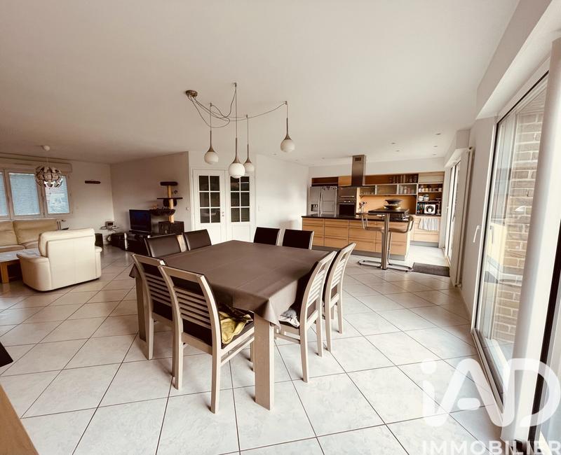 Maison - 190 m² - 7 pièces