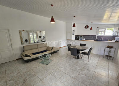 Maison - 98 m² - 3 pièces