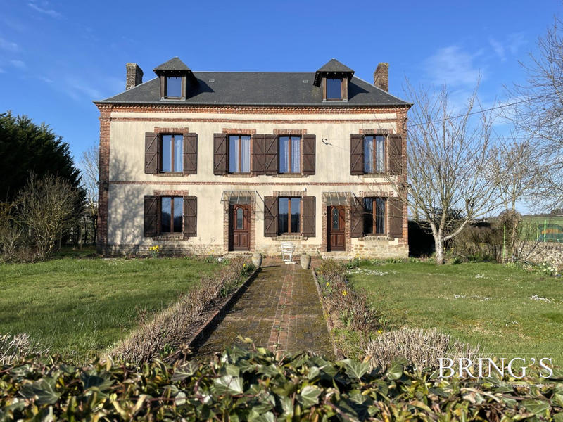 Maison - 158 m² - 7 pièces