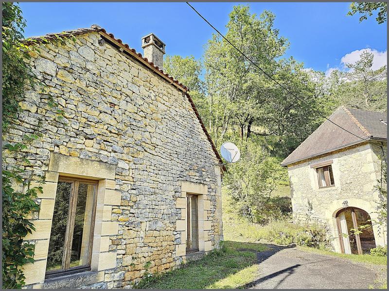 Maison - 213 m² - 9 pièces