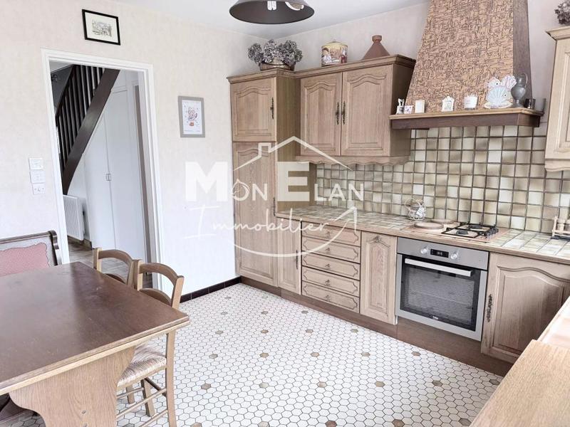 Maison - 167 m² - 9 pièces