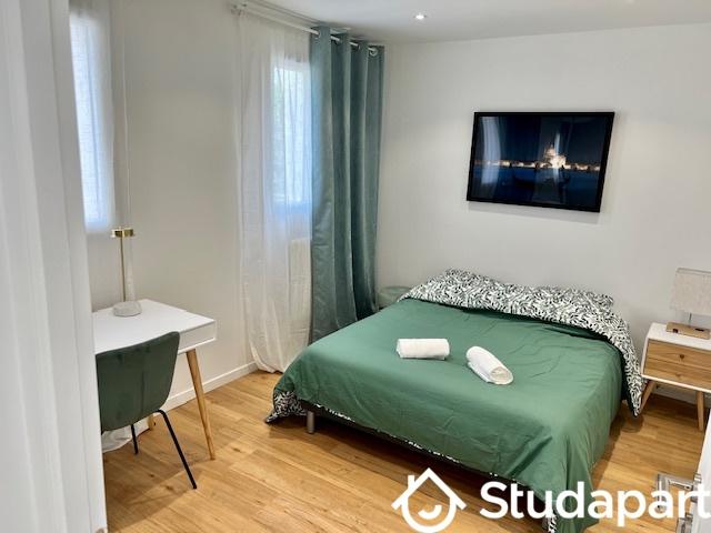 Chambre - 18 m² - 1 pièce