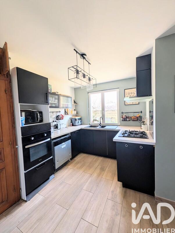 Maison - 120 m² - 6 pièces