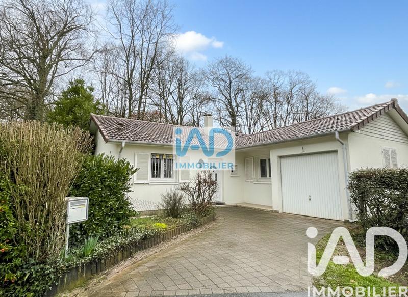 Maison - 96 m² - 5 pièces