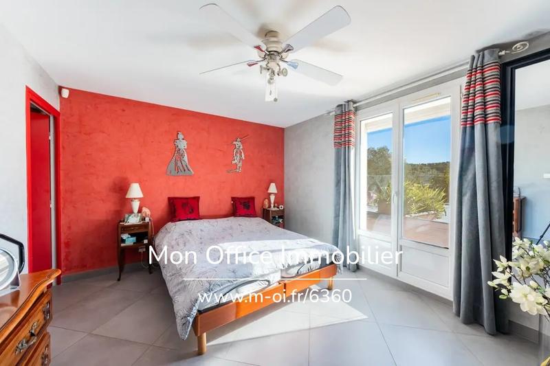 Maison - 127 m² - 5 pièces