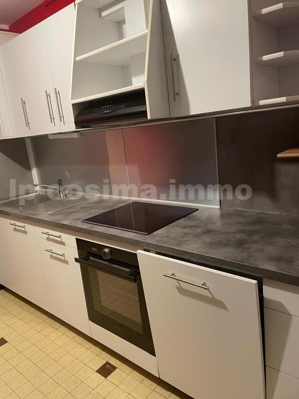 Appartement - 80 m² - 3 pièces