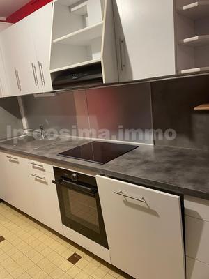 Appartement - 80 m² - 3 pièces
