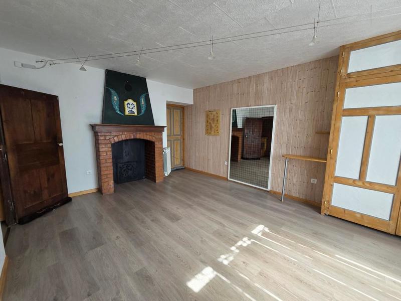 Maison - 158 m² - 3 pièces