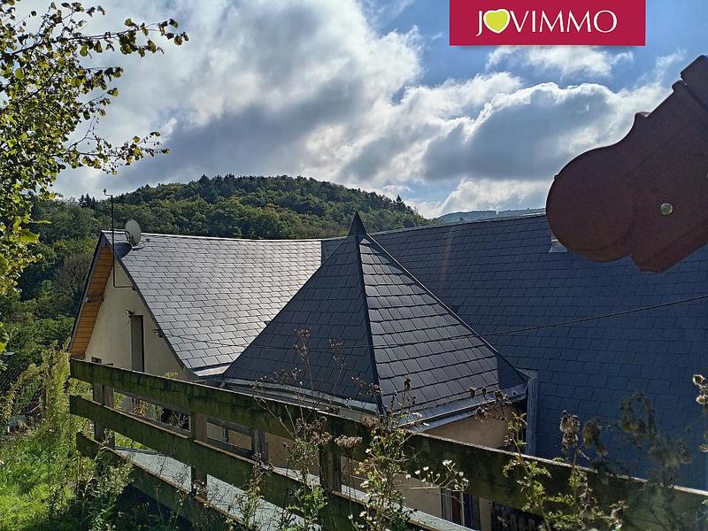 Maison - 335 m² - 16 pièces