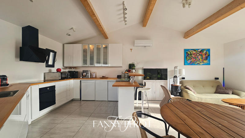 Maison - 80 m² - 4 pièces