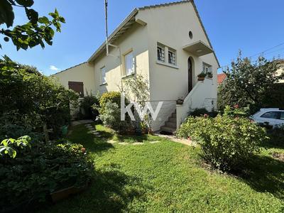 Maison - 147 m² - 7 pièces