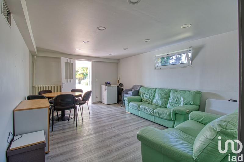 Maison - 195 m² - 7 pièces