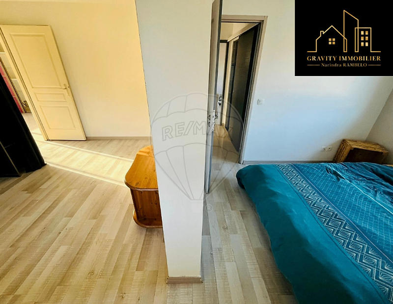 Appartement - 75 m² - 4 pièces