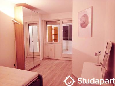 Chambre - 10 m² - 1 pièce