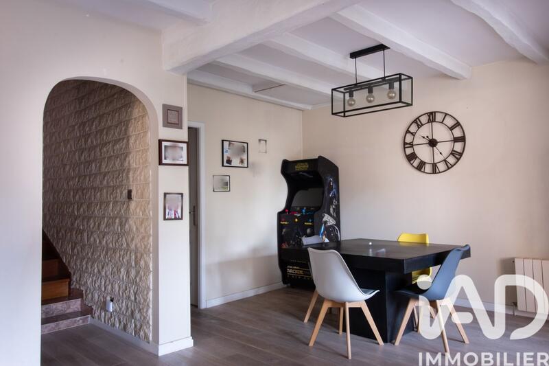 Maison - 90 m² - 4 pièces