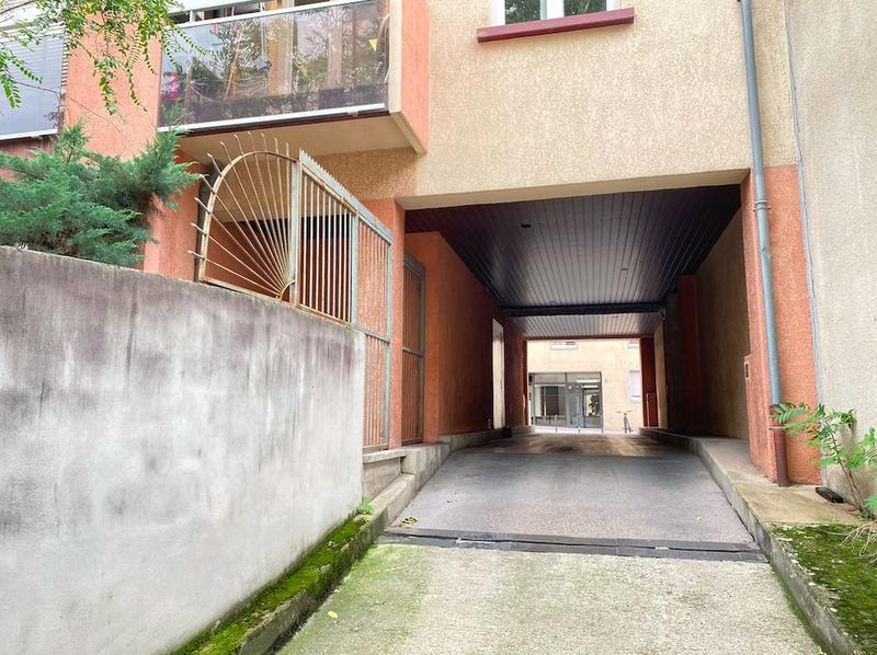 Parking / Garage - 22 m²