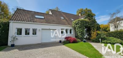 Maison - 206 m² - 8 pièces