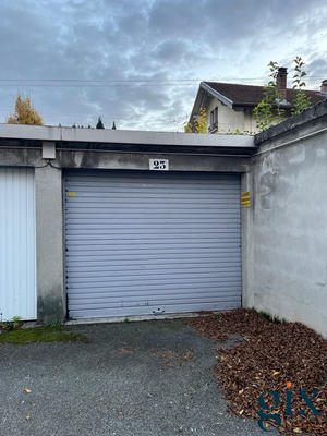 Parking / Garage - 14 m²