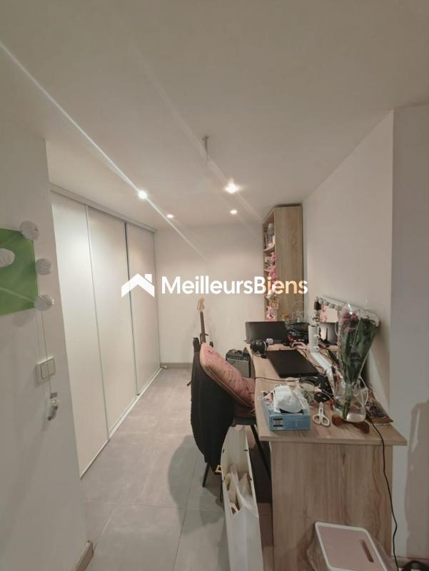 Appartement - 85 m² - 4 pièces