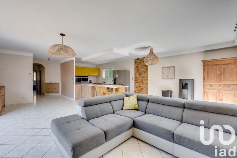 Maison - 161 m² - 6 pièces