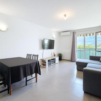 Appartement - 84 m² - 4 pièces