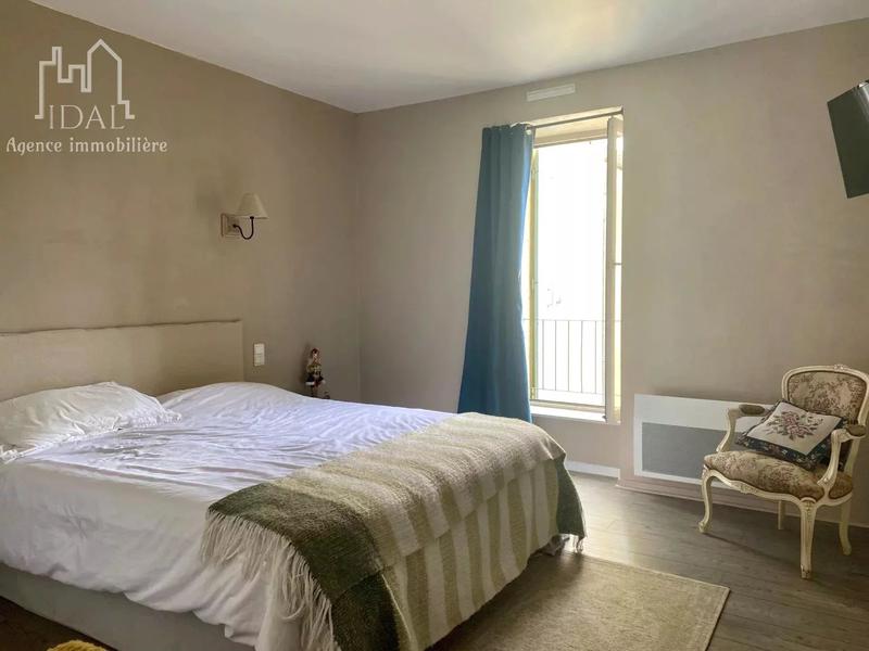 Appartement - 160 m² - 4 pièces