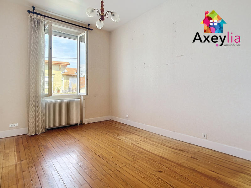 Maison - 137 m² - 6 pièces