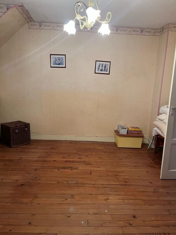 Maison - 95 m² - 4 pièces