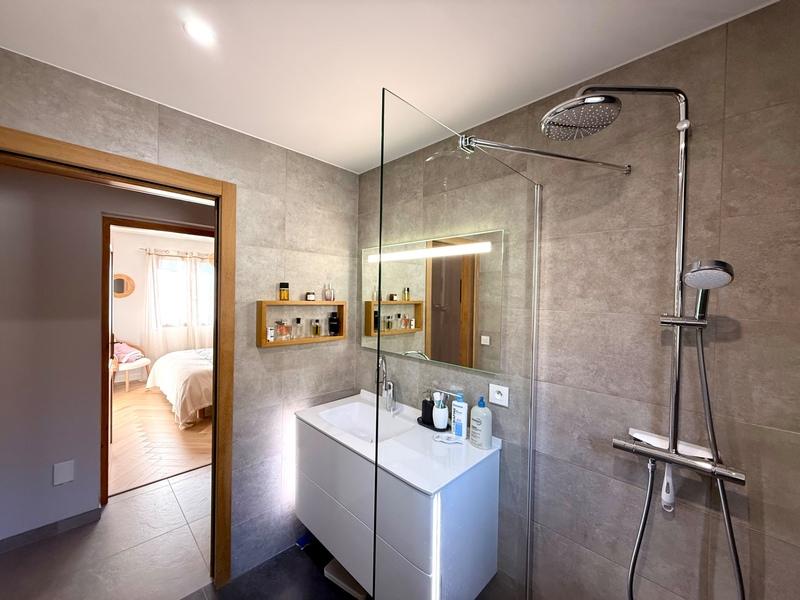 Maison - 138 m² - 5 pièces