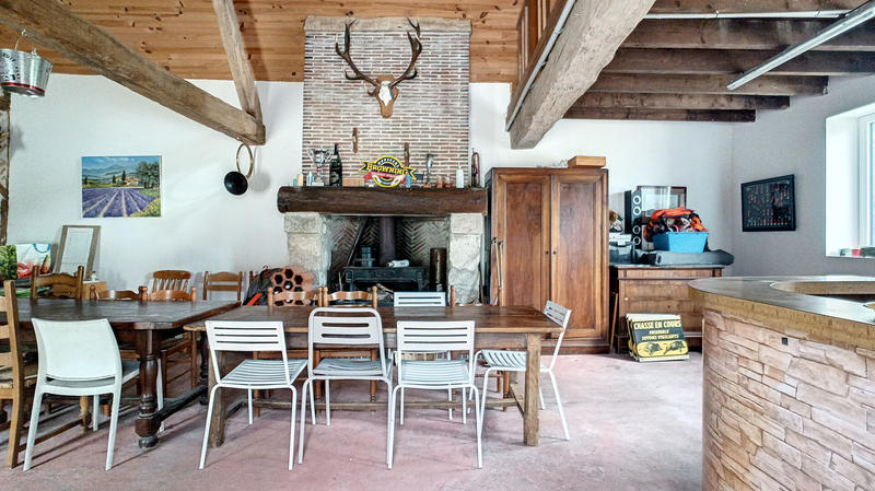 Maison - 140 m² - 5 pièces