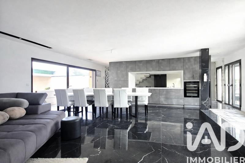 Maison - 148 m² - 4 pièces