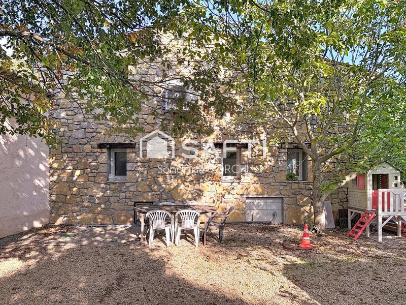 Maison - 170 m² - 6 pièces