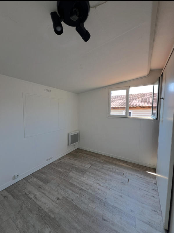 Maison - 61 m² - 4 pièces