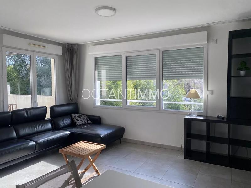 Appartement - 79 m² - 4 pièces