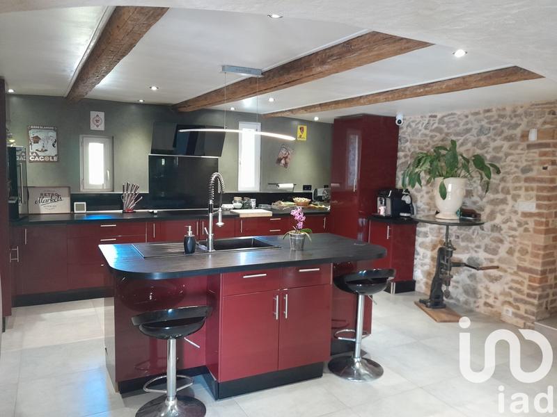 Maison - 335 m² - 13 pièces