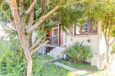 Maison - 183 m² - 5 pièces