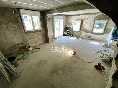 Maison - 123 m² - 4 pièces