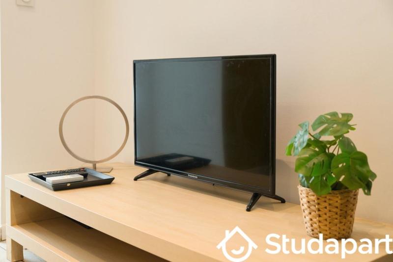 Chambre - 9 m² - 1 pièce