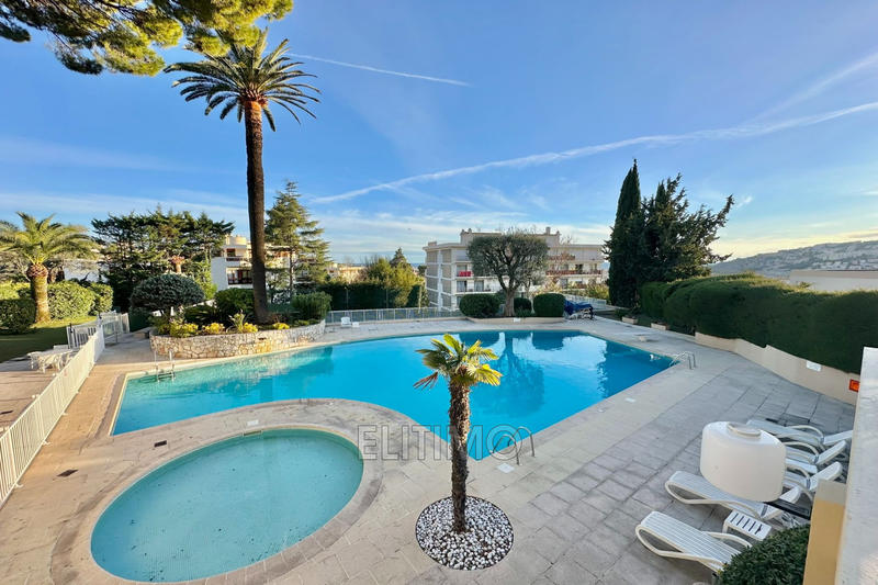 Appartement - 108 m² - 4 pièces