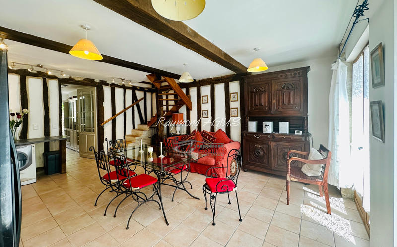 Maison - 90 m² - 4 pièces