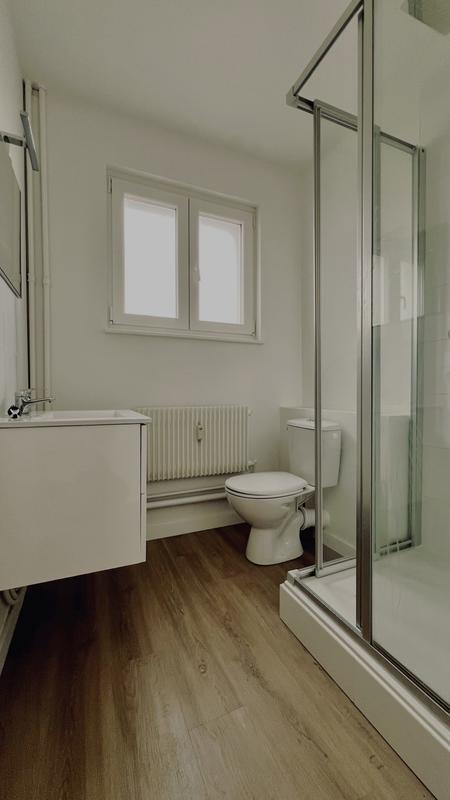 Appartement - 96 m² - 3 pièces