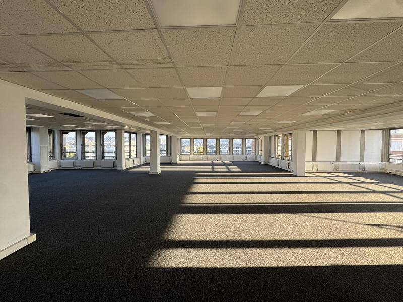 Local commercial - 269 m²