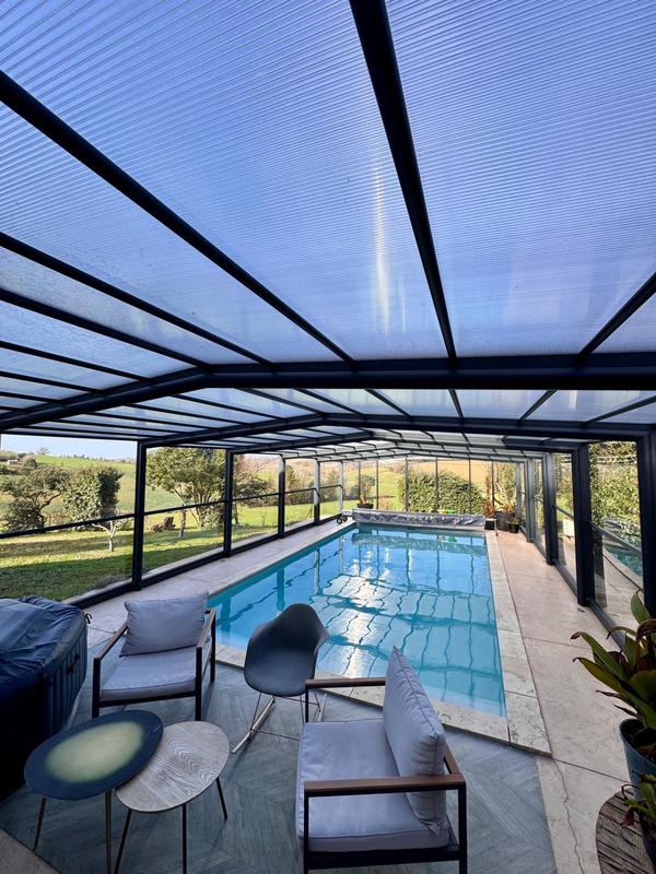 Maison - 250 m² - 7 pièces