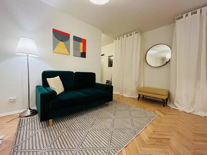 Studio - 25 m² - 1 pièce